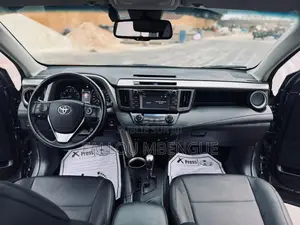 Toyota RAV4 2018 Gris