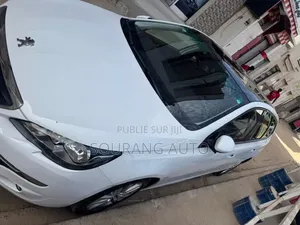 Peugeot 308 2016 Blanc