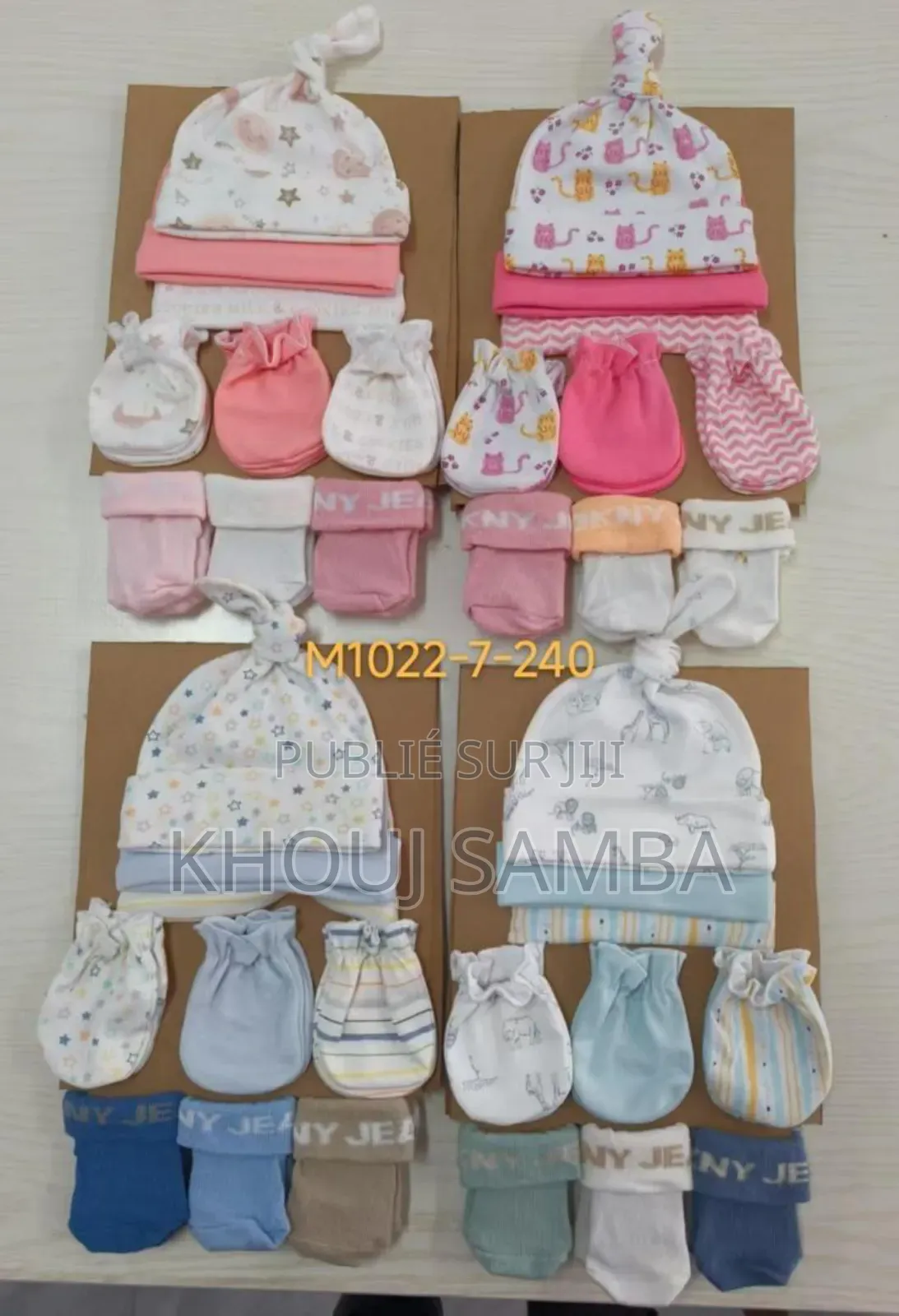 Lot Bonnet Bavoir Chauss