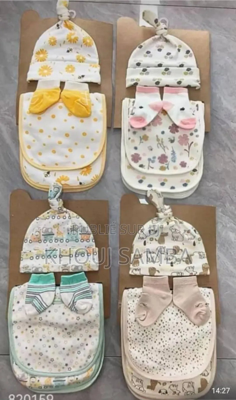 Lot Bonnet Bavoir Chauss