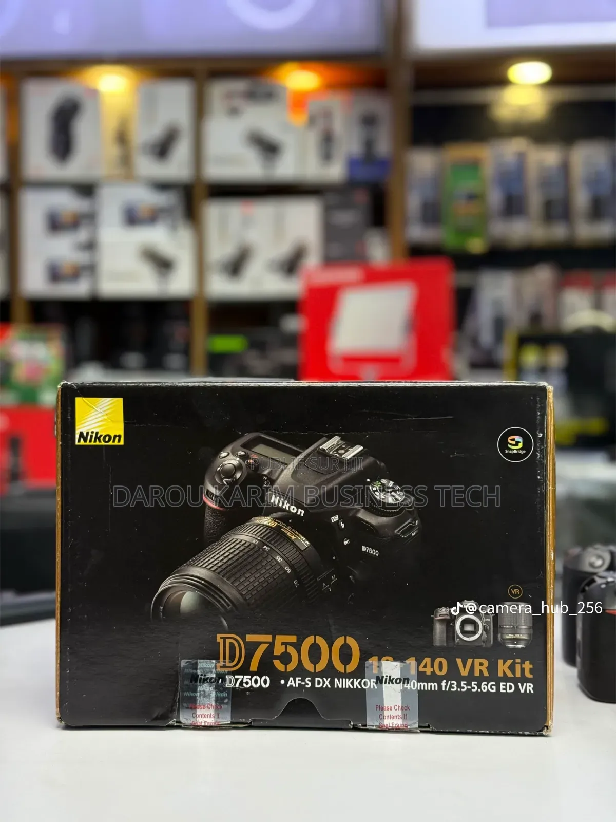 Nikon D7500 Avec Objectif 18-140mm