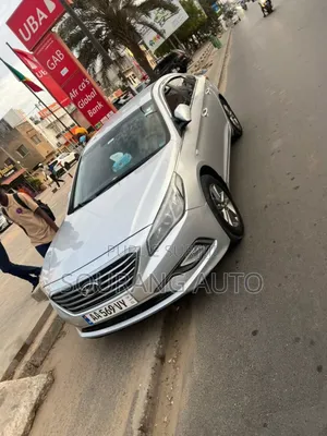 Hyundai Sonata Sport Sedan FWD (2.4L 4cyl 6A) 2016 Gris