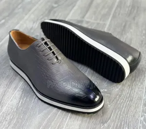 Photo - Chaussures De Ville Berluti
