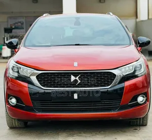 Photo - Citroen DS 4 2018 Orange