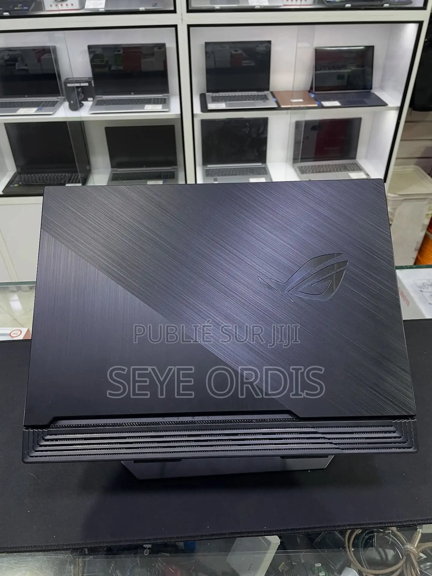 Ordinateur Portable Asus ROG Strix G15 16GB Intel Core I7 SSD 512GB
