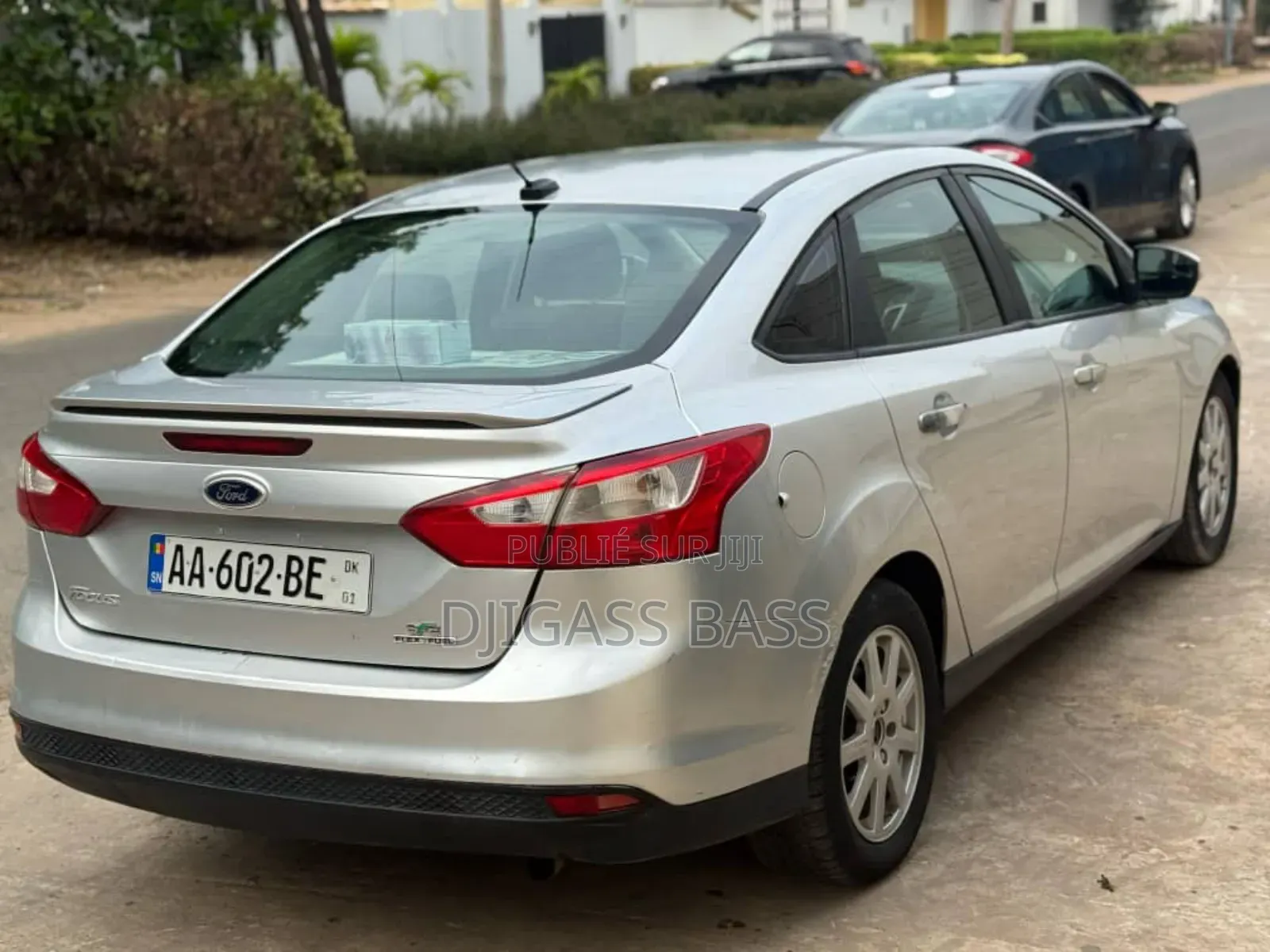 Ford Focus 2013 Blanc cassé