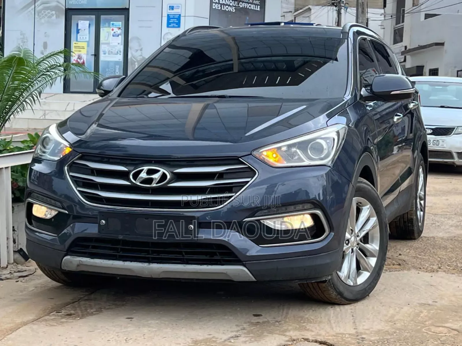 Hyundai Santa Fe 2018 Blue