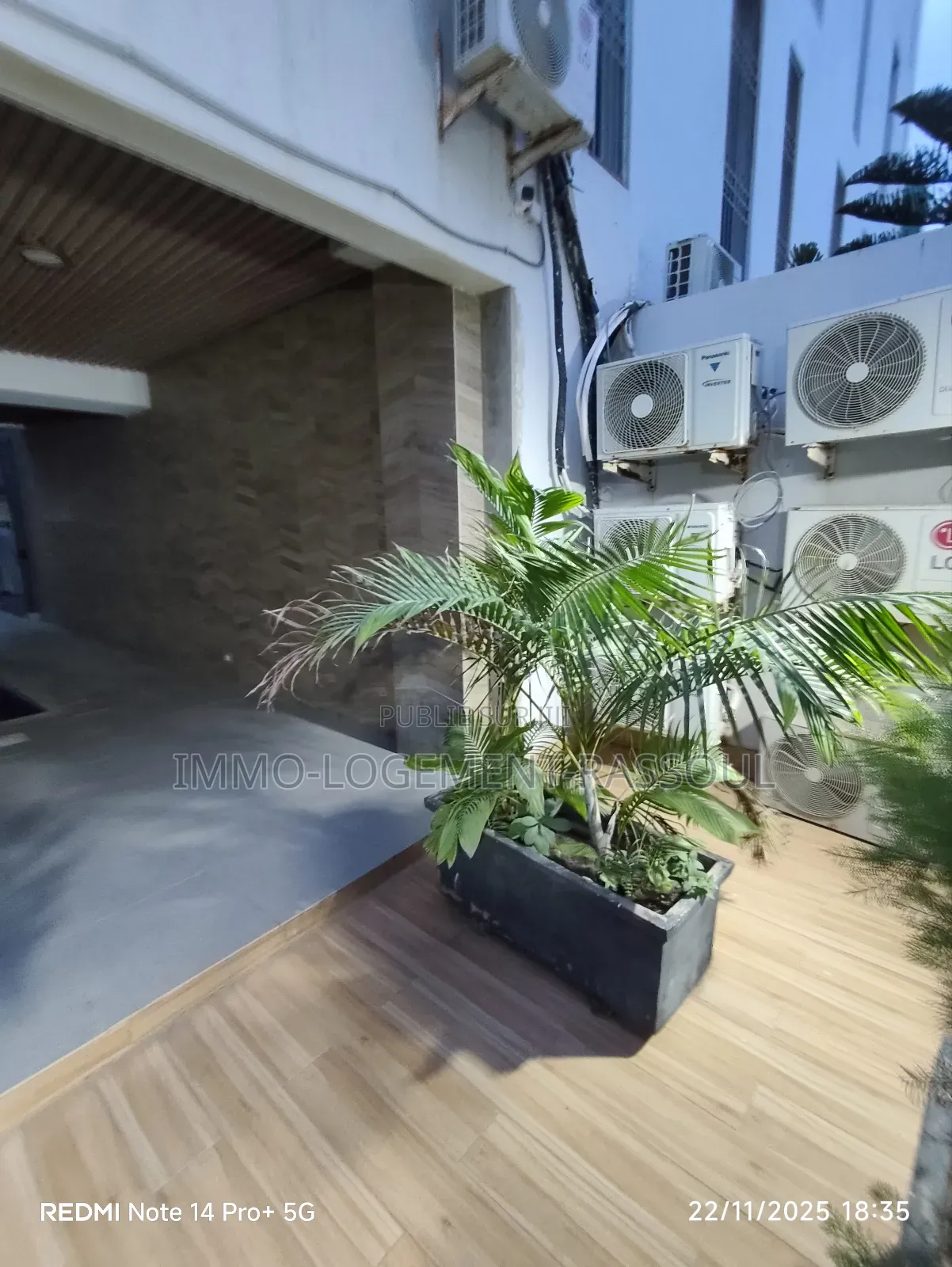 Furnished 3chbre Appartement dans , Almadies à Vendre