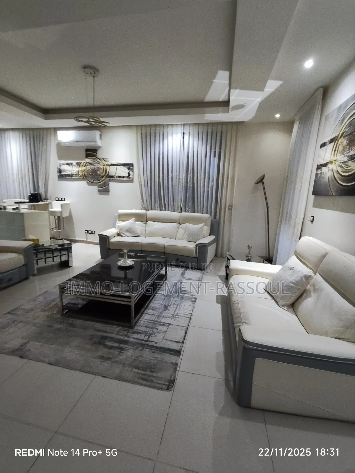 Furnished 3chbre Appartement dans , Almadies à Vendre