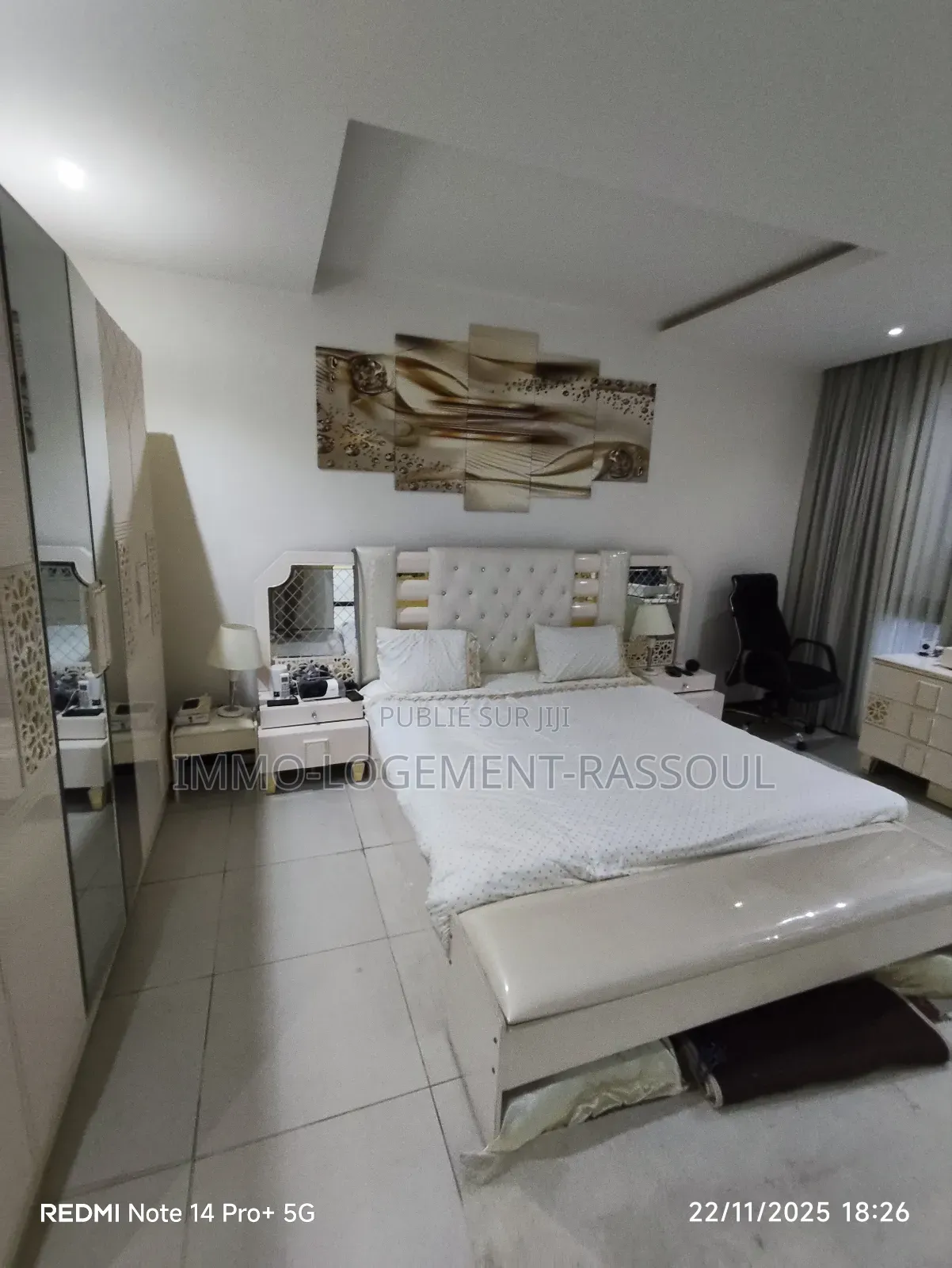 Furnished 3chbre Appartement dans , Almadies à Vendre