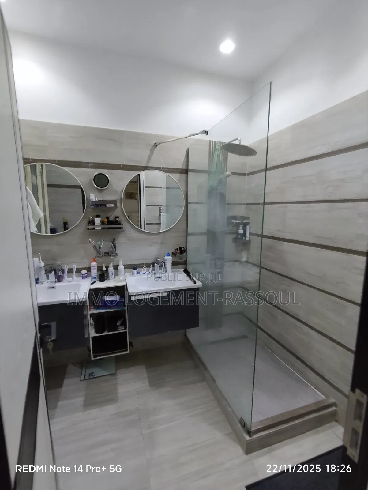 Furnished 3chbre Appartement dans , Almadies à Vendre