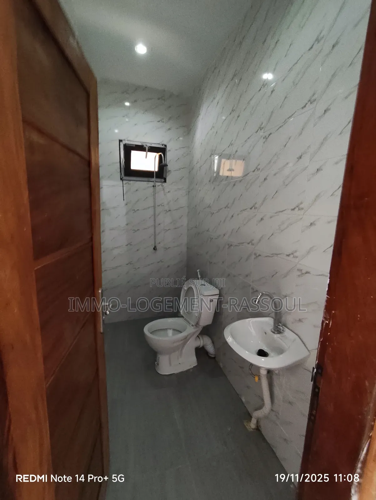 1chbre Bungalow dans , Grand Dakar à Louer