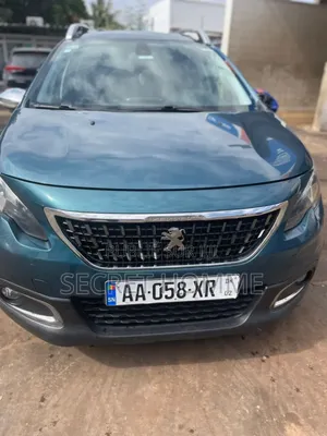 Photo - Peugeot 2008 2018 Vert