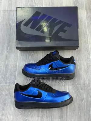 Disponible Nike Air Force Foamposite Pointure 40 À 45