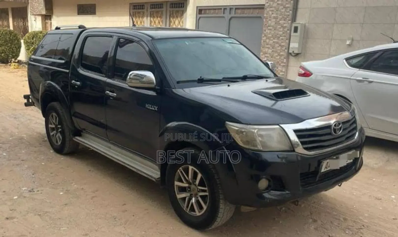 Toyota Hilux 2012 Black