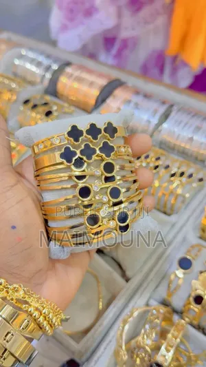 Photo - Fatima Shine