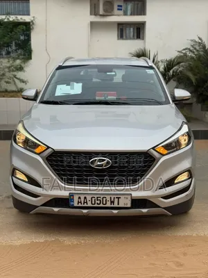 Photo - Hyundai Tucson 2016 Gris