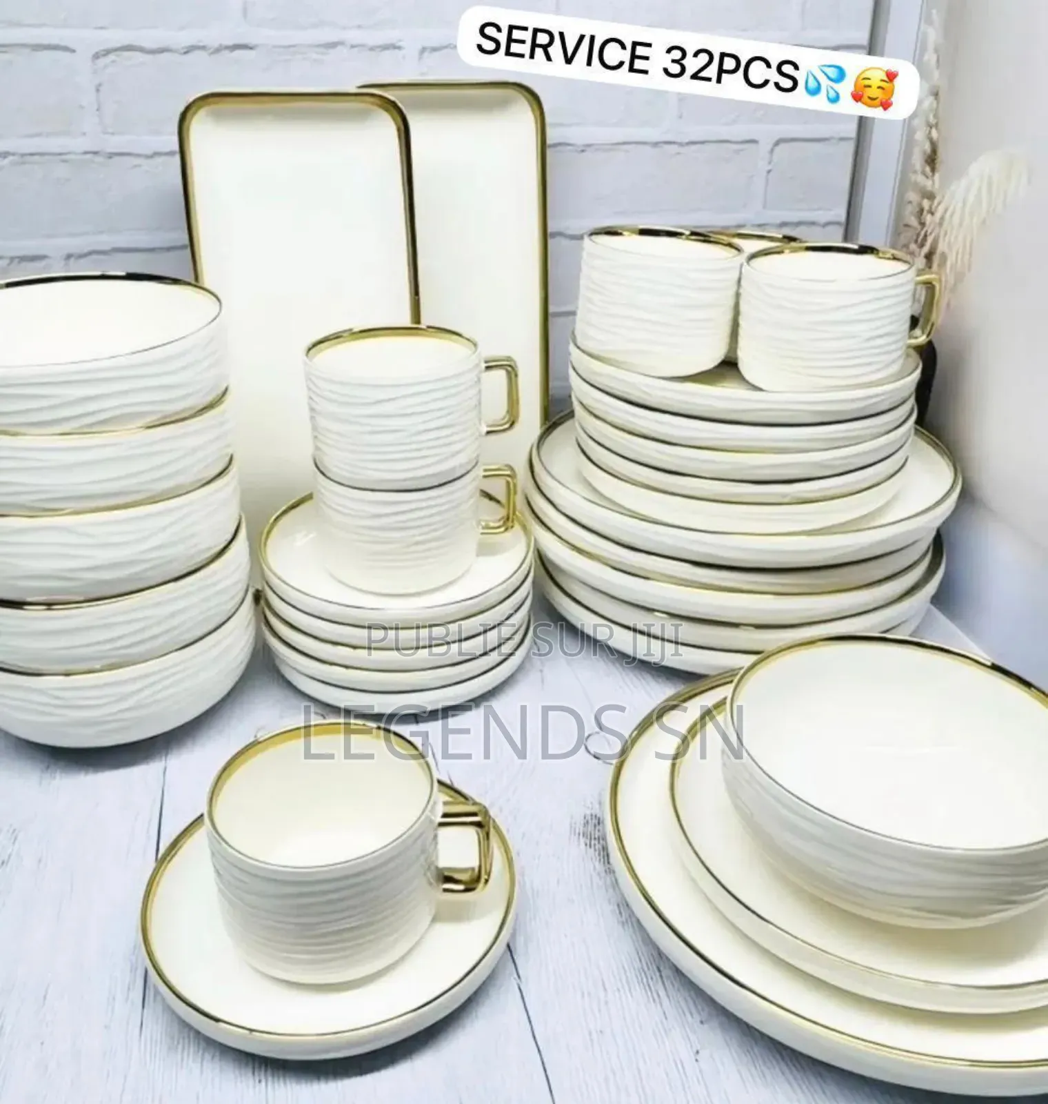 Service Vaisselle 32 Pièces en Porcelaine