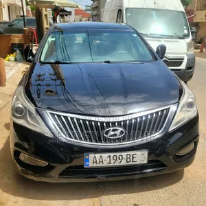 Photo - Hyundai Grandeur 2014 Black