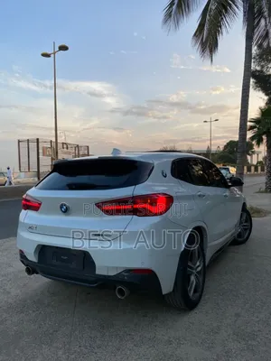 Photo - BMW X2 2020 Blanc