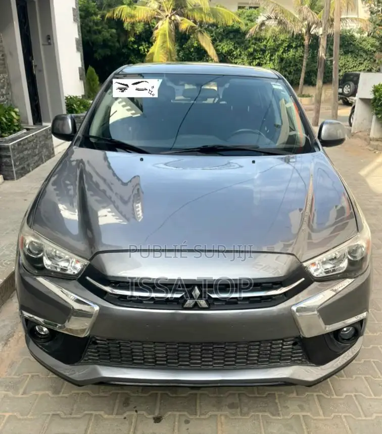 Mitsubishi RVR 2019 Gris