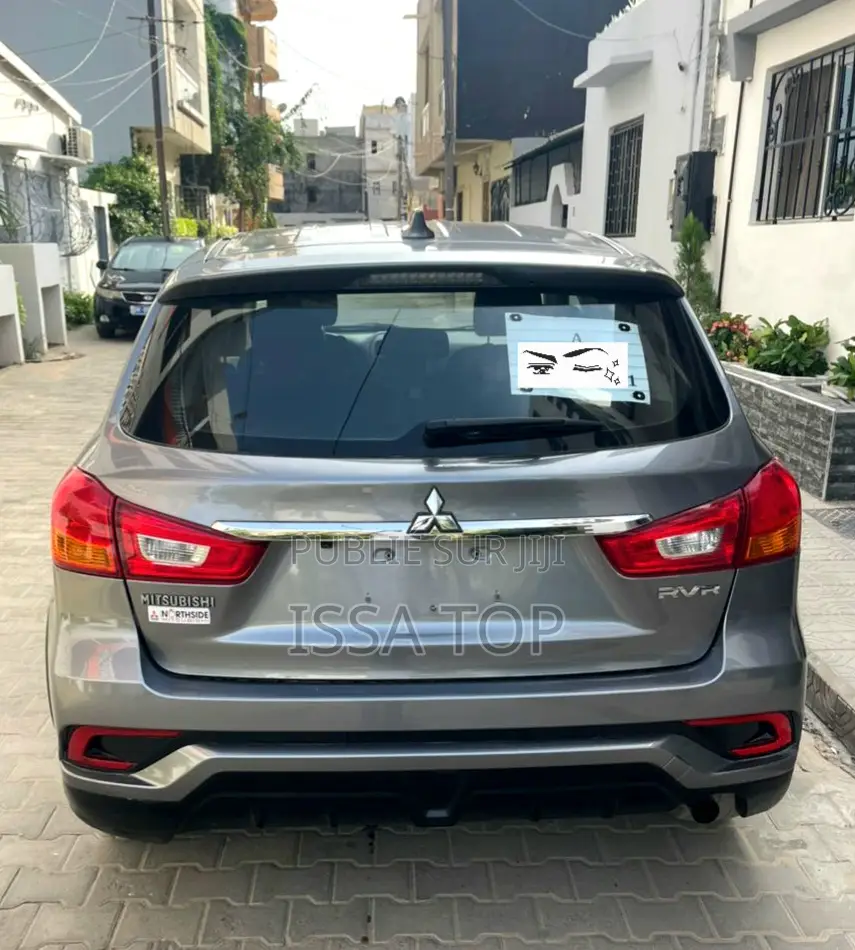 Mitsubishi RVR 2019 Gris