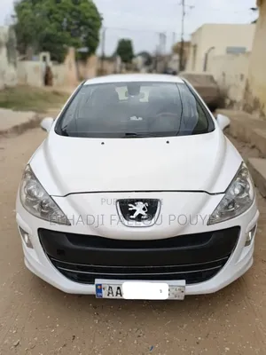 Photo - Peugeot 308 2013 Blanc