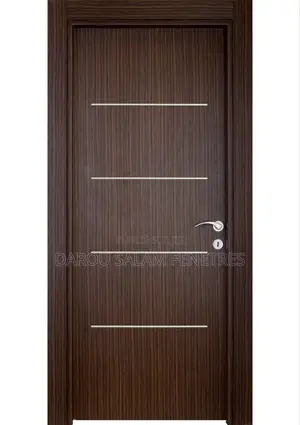 Photo - Portes Intérieures En Matériaux Composites