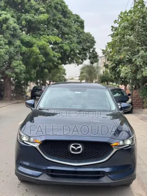 Photo - Mazda CX-5 2018 Gris