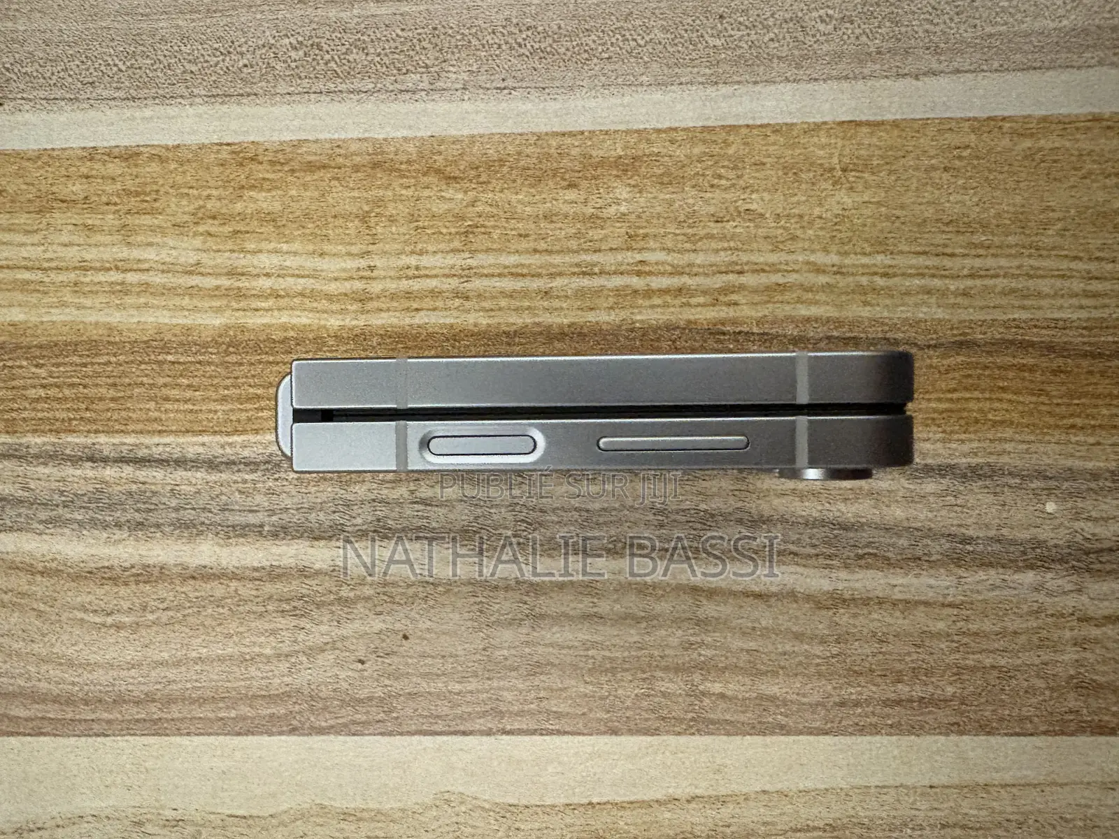 Neuf Samsung Z 16 GB Noir