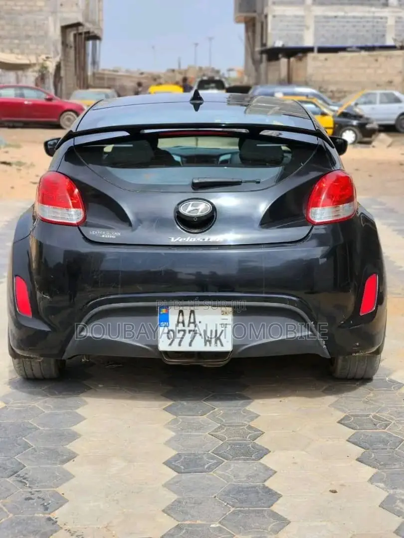 Hyundai Veloster 2016 Noir Mat