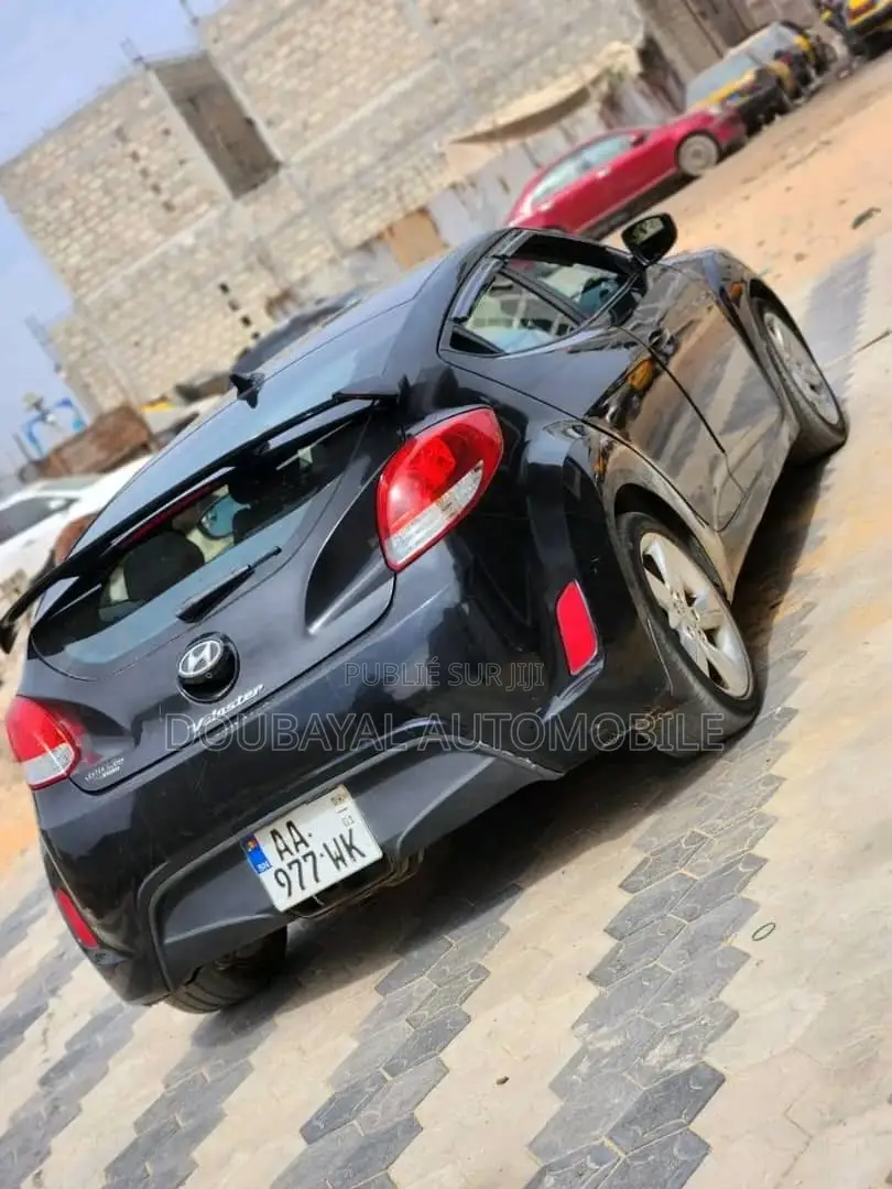 Hyundai Veloster 2016 Noir Mat