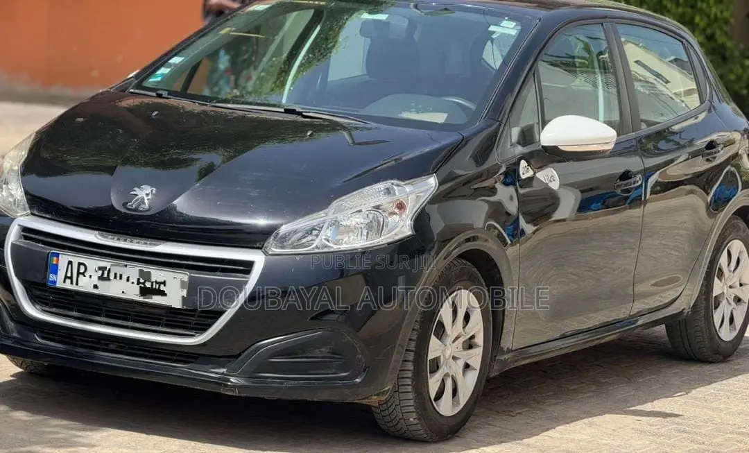 Peugeot 208 2017 Noir Mat
