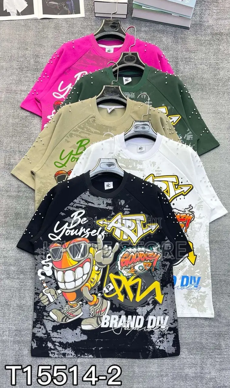 Vêtements Pour Homme Et Femme