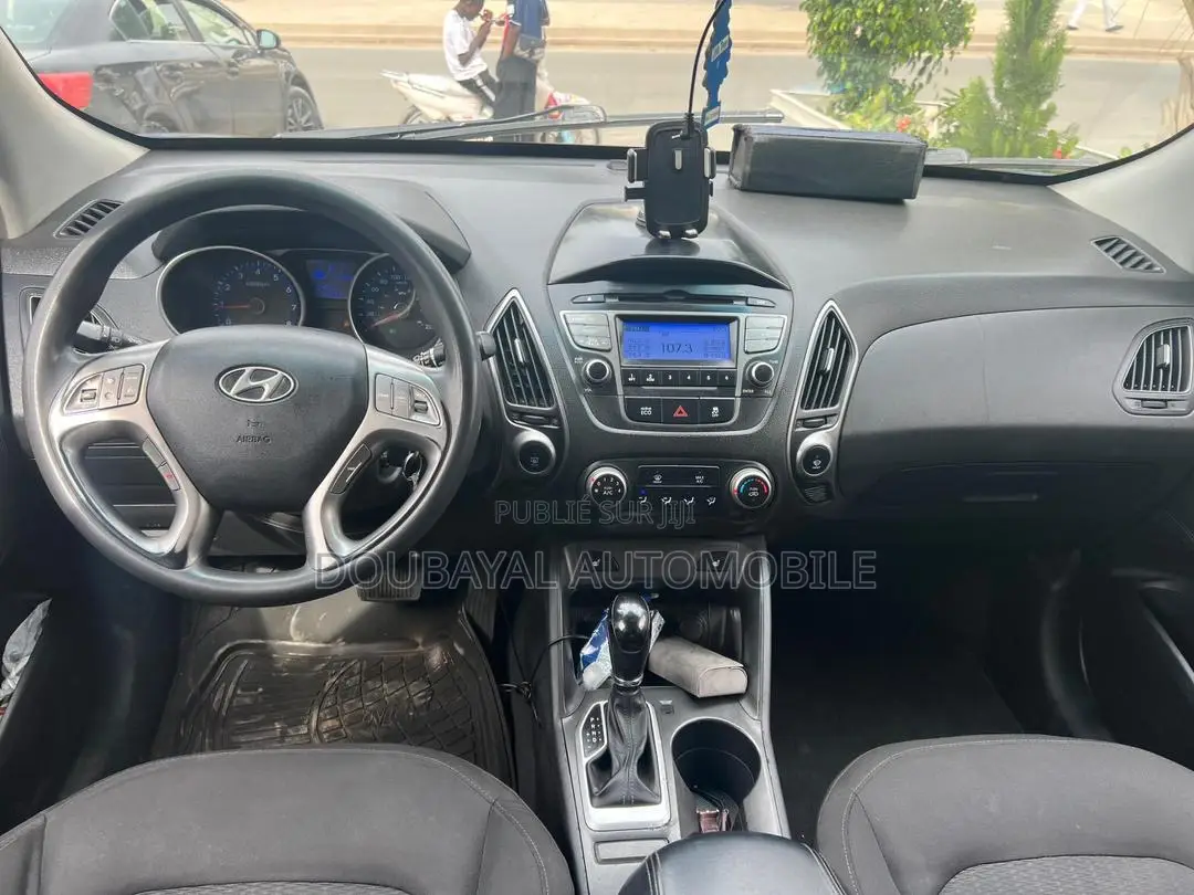 Hyundai Tucson 2015 Blue