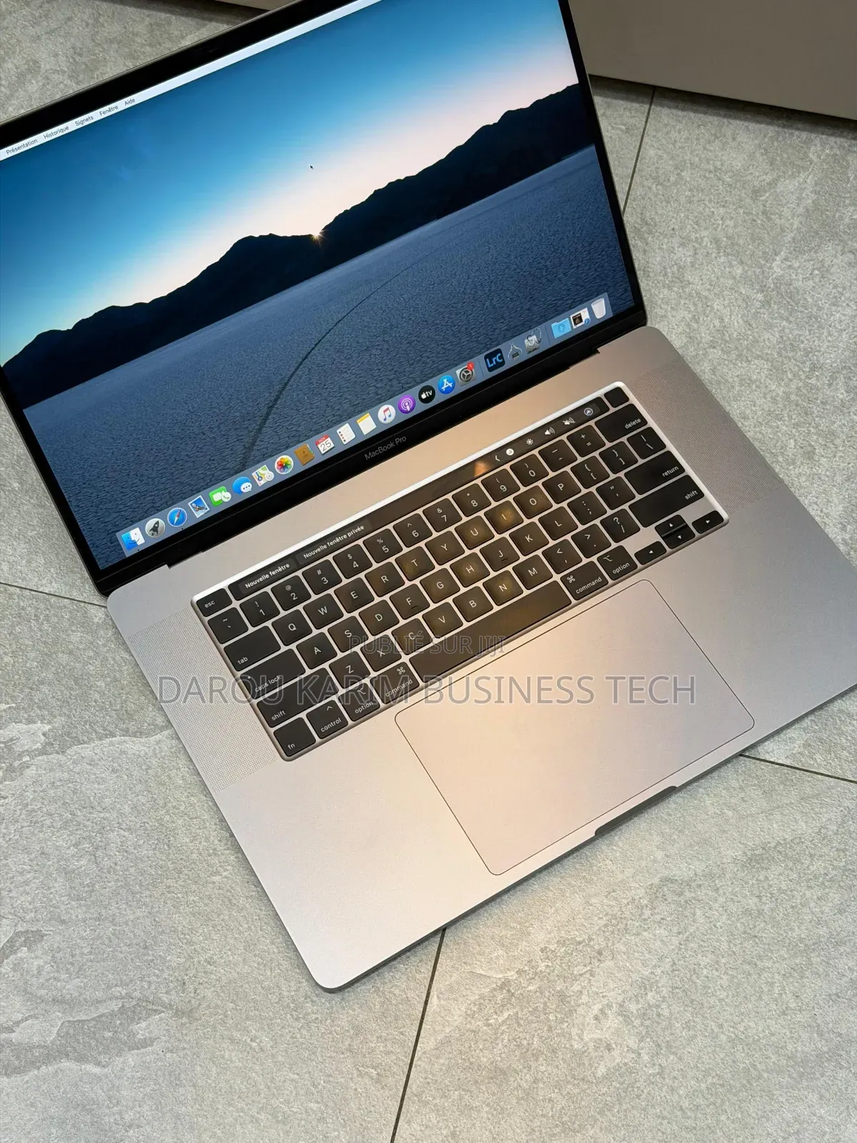 New Apple MacBook Pro 2019 32GB Intel Core I7 SSD 512GB