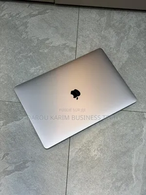 New Apple MacBook Pro 2019 32GB Intel Core I7 SSD 512GB