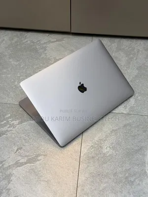New Apple MacBook Pro 2019 32GB Intel Core I7 SSD 512GB