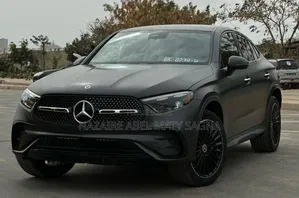 Photo - Mercedes-Benz GLC-Class GLC 300 2024 Black
