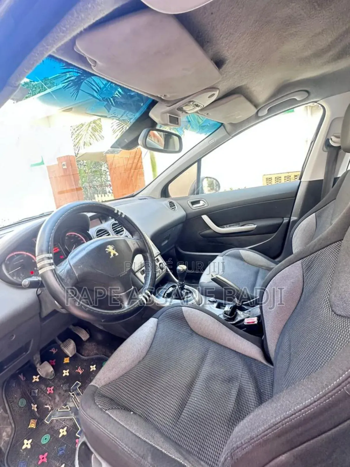 Peugeot 308 Hatchback 1.4 2012 Gris