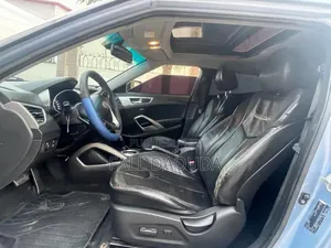 Hyundai Veloster Automatic 2012 Blue