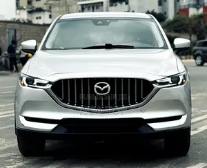 Photo - Mazda CX-5 2019 Gris