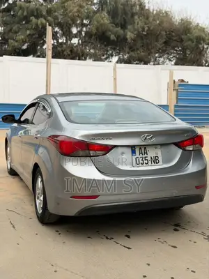 Hyundai Avante 2014 Gris