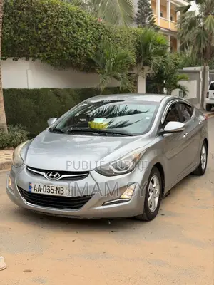 Hyundai Avante 2014 Gris