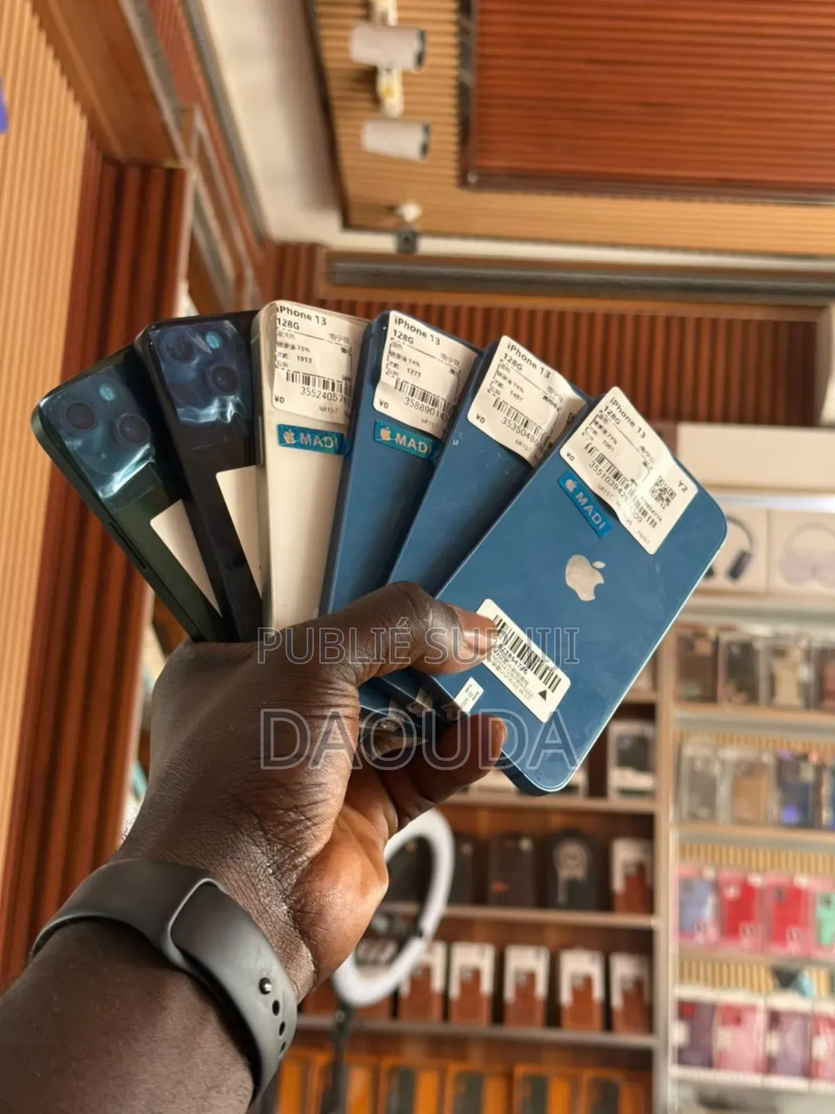 New Apple iPhone 13 128 GB Rose