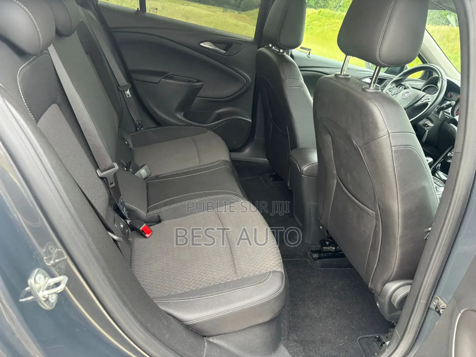 Opel Astra 2016 Black