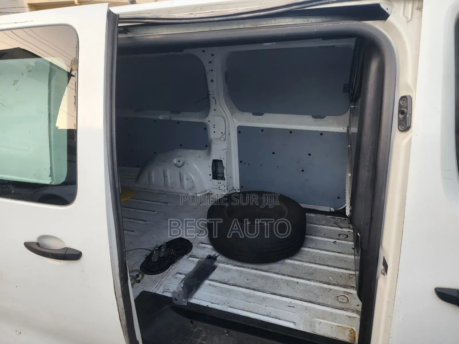 Peugeot Boxer 2018 Blanc