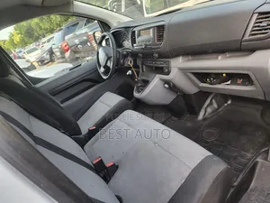 Peugeot Boxer 2018 Blanc