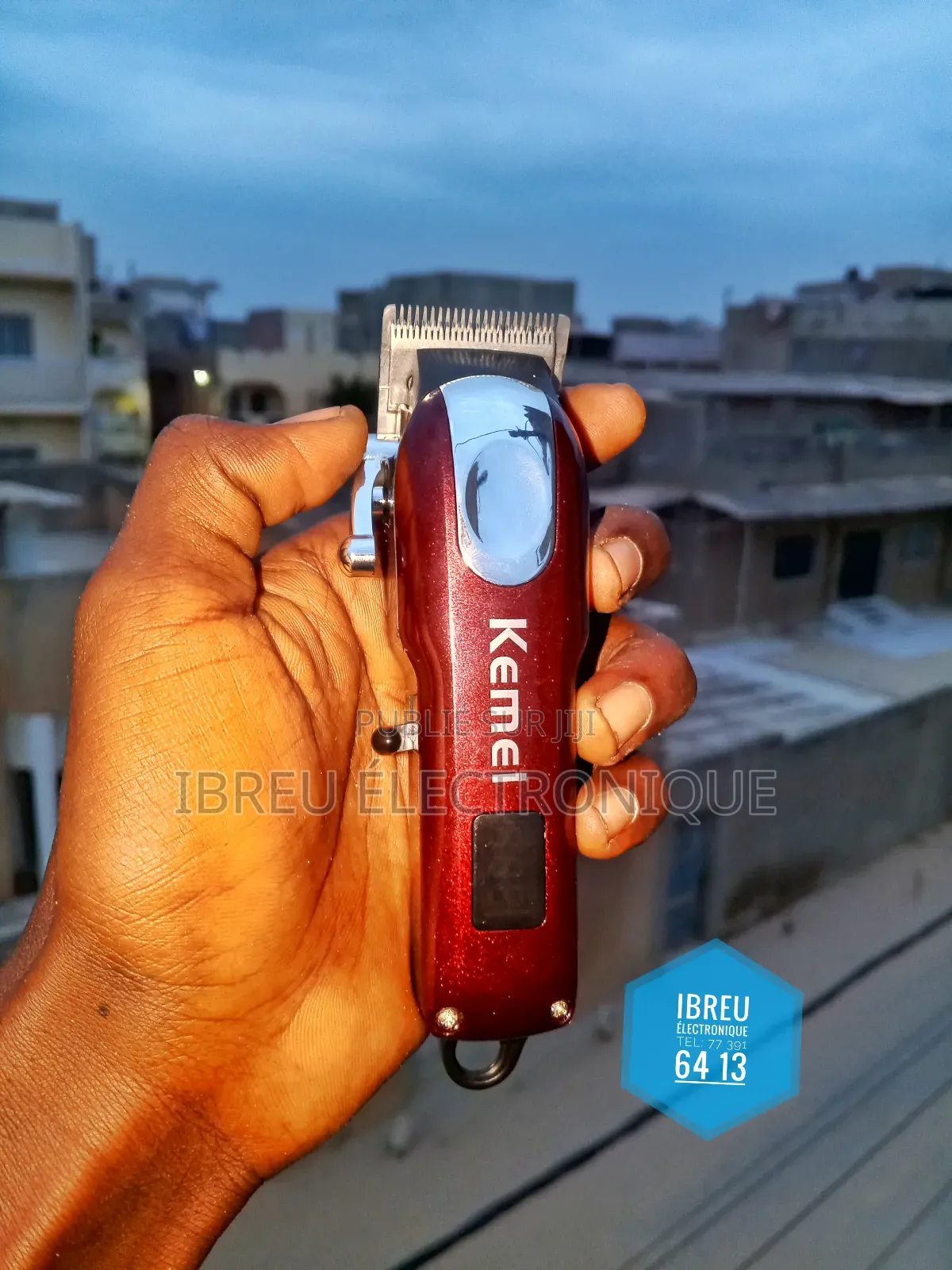 Tondeuse Professionnelle Kemei Km-233 – Puissance Précision