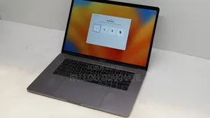 New Apple MacBook Pro 2019 32GB Intel Core I7 SSD 512GB